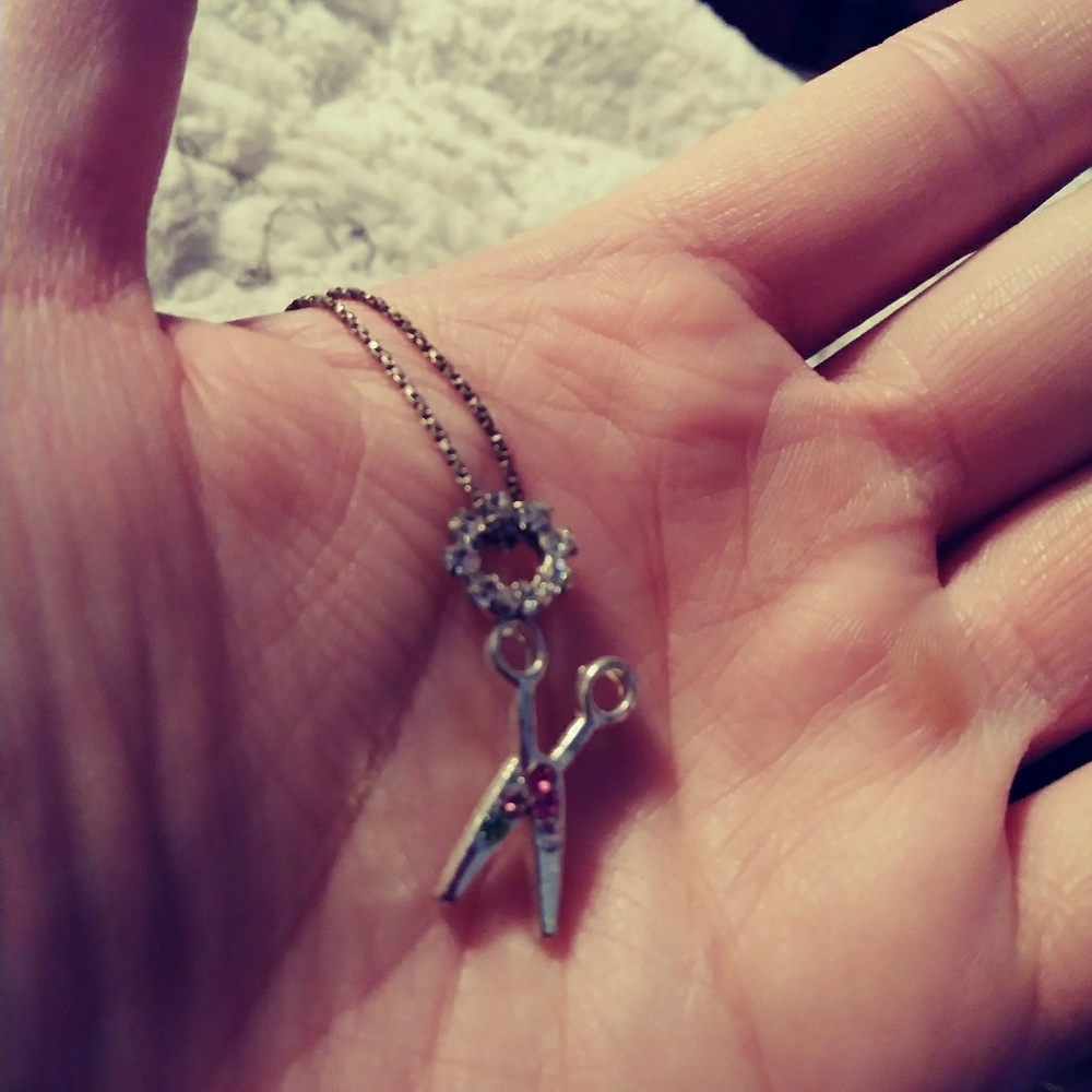Scissor charm ONLY